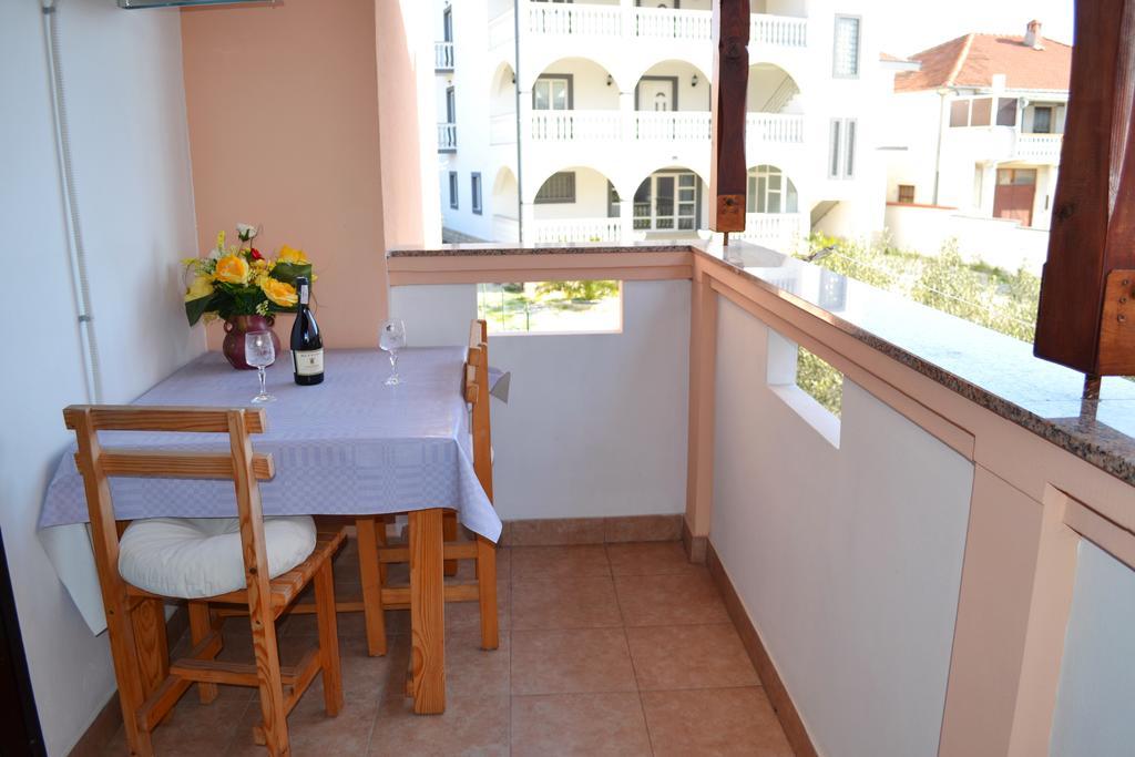 Apartment And Rooms Toka Zadar Chambre photo