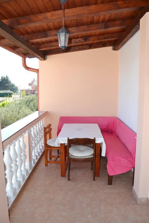 Apartment And Rooms Toka Zadar Chambre photo