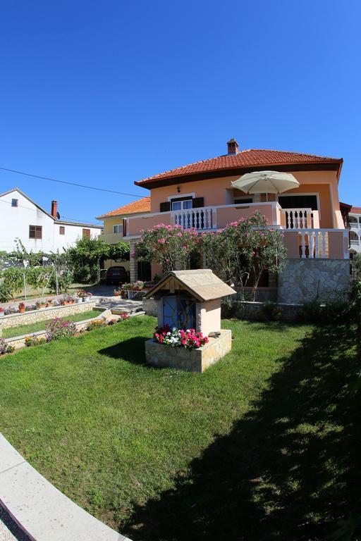 Apartment And Rooms Toka Zadar Chambre photo