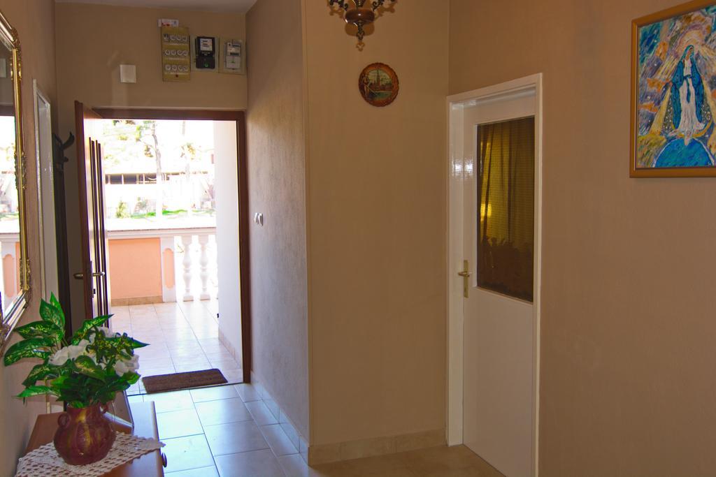 Apartment And Rooms Toka Zadar Extérieur photo