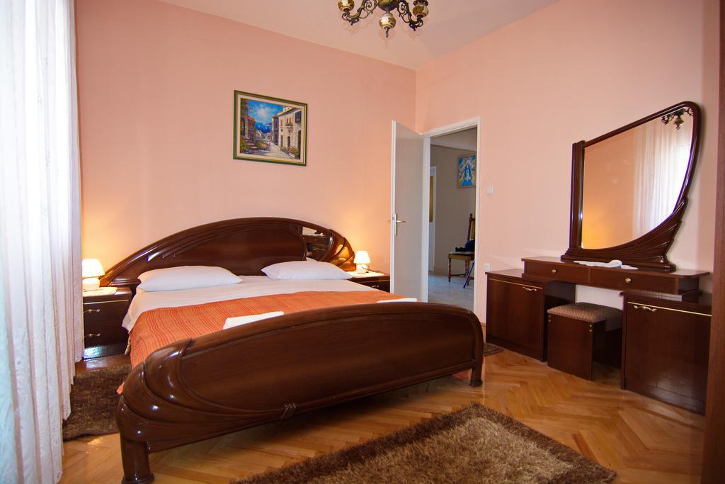 Apartment And Rooms Toka Zadar Extérieur photo